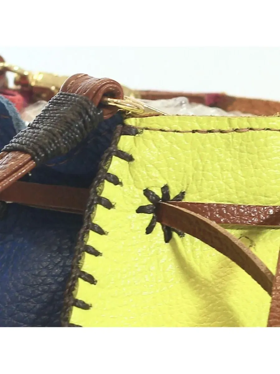 Сумка-шопер из натуральной кожи с радужными панелями Mini Bucket Leather Pouch Bag Carlos Falchi — изображение 8 из 8, мульти