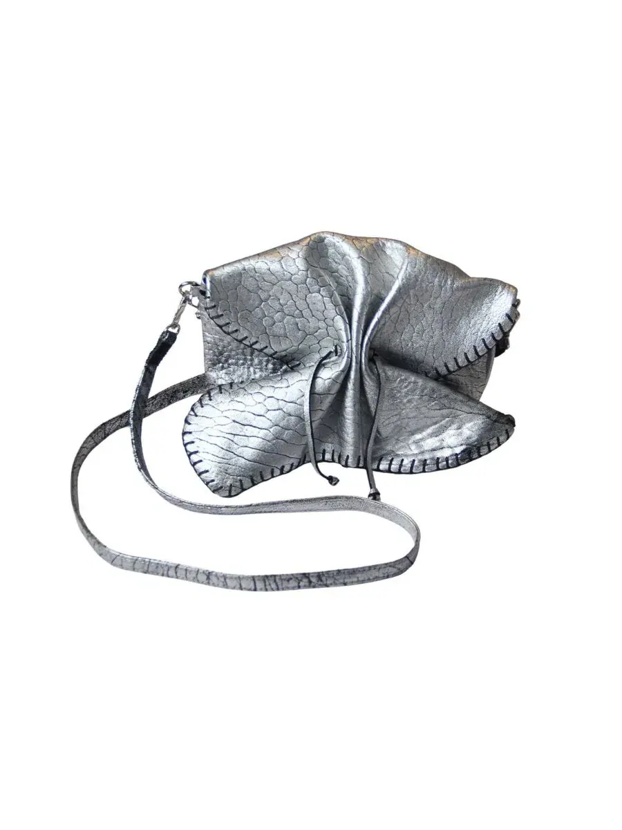 Сумка-шопер из ягнячьей кожи с двумя съемными ремнями Medium Butterfly Lambskin Bag Carlos Falchi — изображение 1 из 9