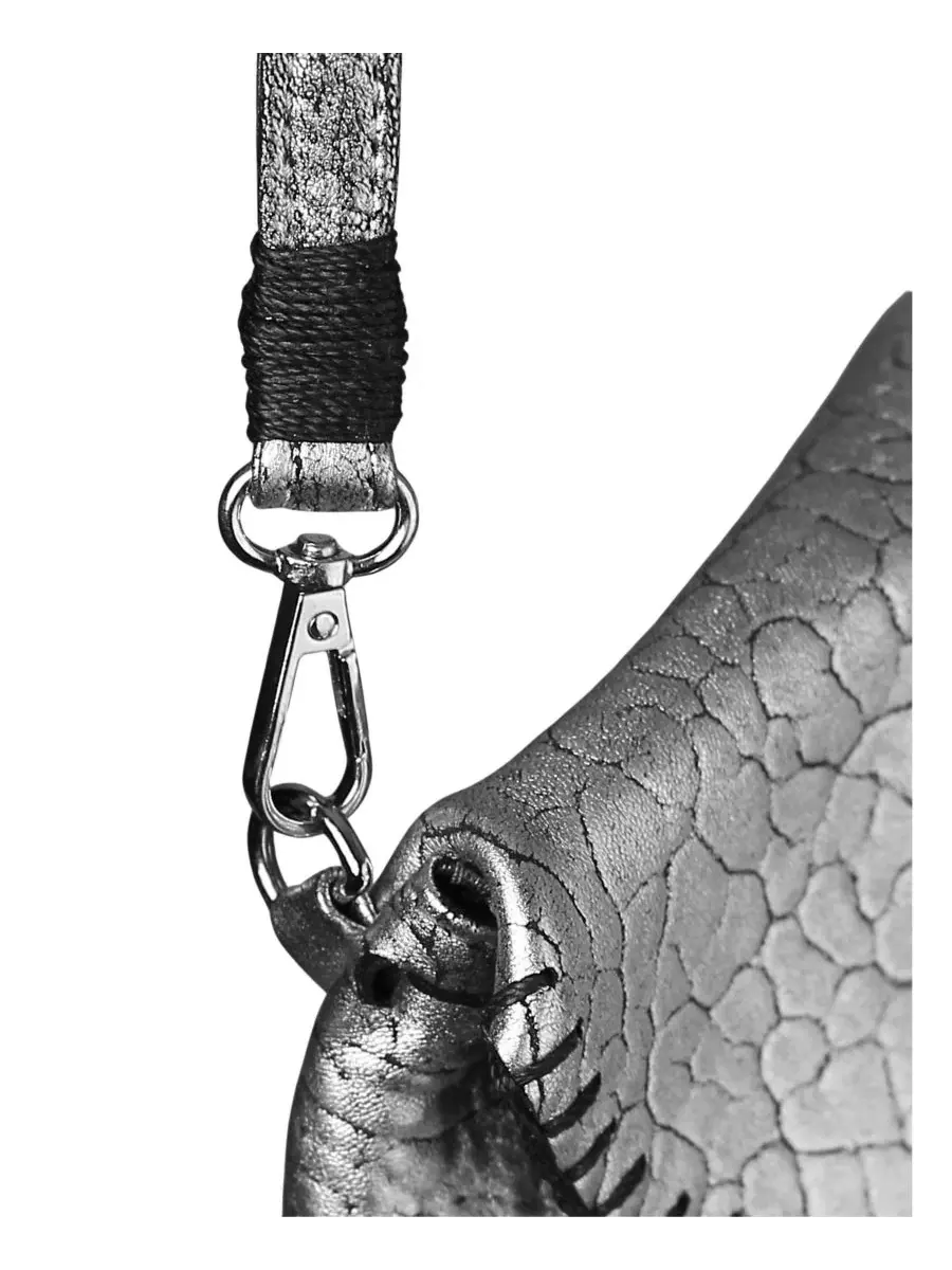 Сумка-шопер из ягнячьей кожи с двумя съемными ремнями Medium Butterfly Lambskin Bag Carlos Falchi — изображение 7 из 9