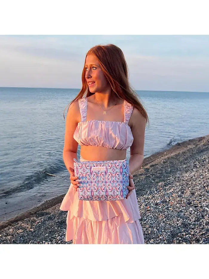 Сумка Patterned Quilted Pouch EVELYN & KATE — изображение 2 из 4, фиолетовый