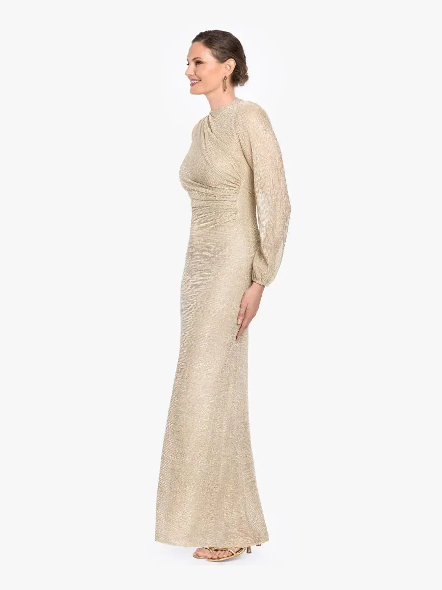 Вечернее платье с длинным рукавом Petite Bell Long-Sleeve Gown Betsy & Adam — изображение 3 из 4, золото