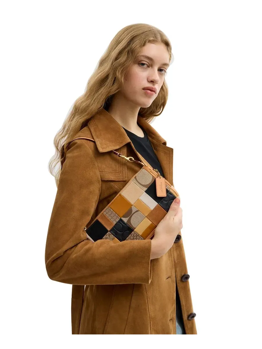 Сумка Plaza Medium Patchwork Signature Jacquard Slim Shoulder Bag 25 Coach — изображение 2 из 7, коричневый мульти