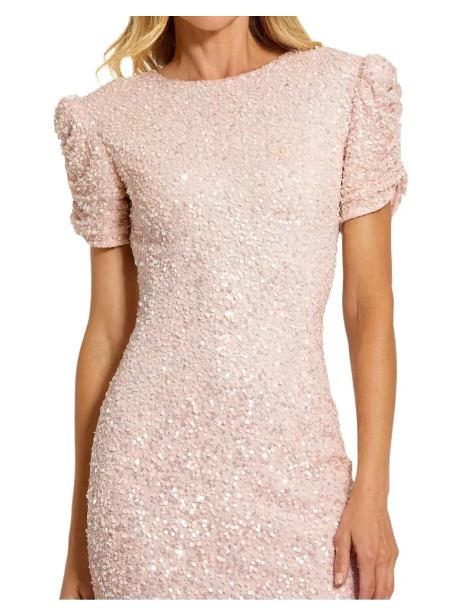 Платье вечернее с бисером Gathered Short Sleeve Beaded Gown Mac Duggal — изображение 3 из 3, пудровый розовый