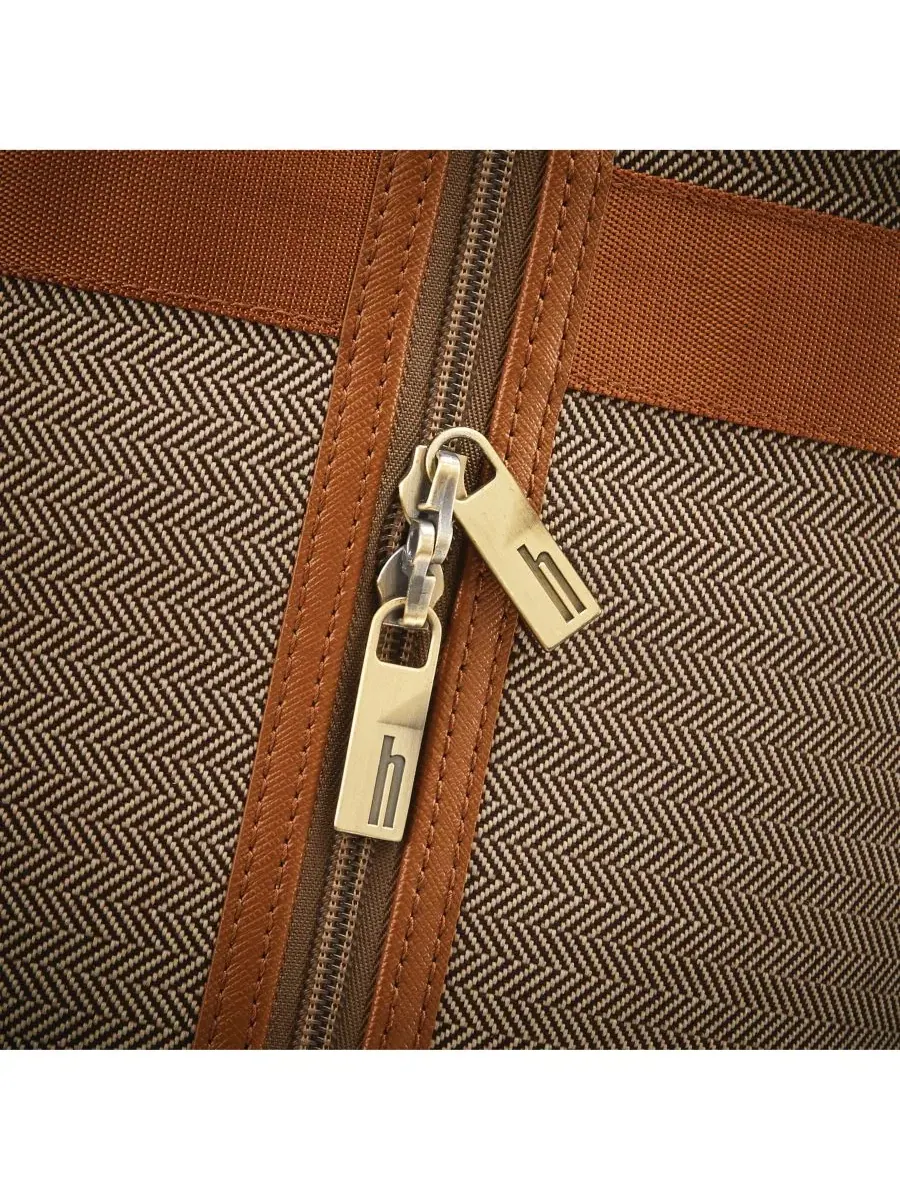 Дорожная сумка Hartmann Herringbone DLX 19" Duffel, Terracotta Herringbone — изображение 2 из 4