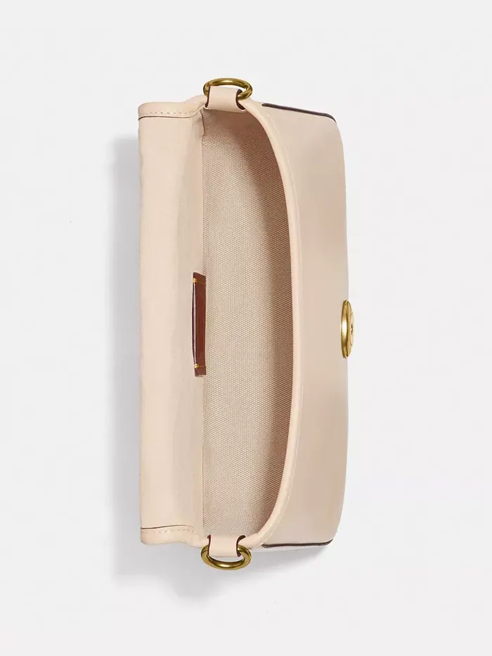 Кожаная сумка через плечо Tabby COACH — изображение 2 из 4, слоновая кость