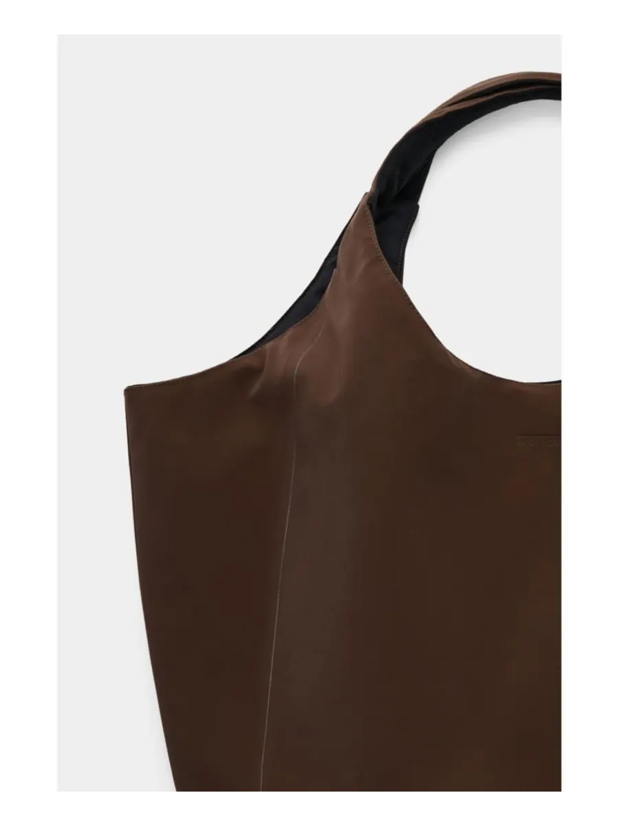 Сумка-пуховик Svea Stutterheim — изображение 2 из 3, коричневый