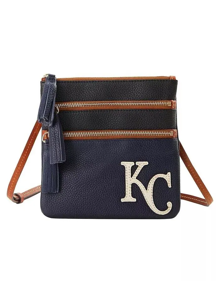 Кошелек через плечо Kansas City Royals Infield с тройной молнией Dooney & Bourke — изображение 2 из 4, нет цвета