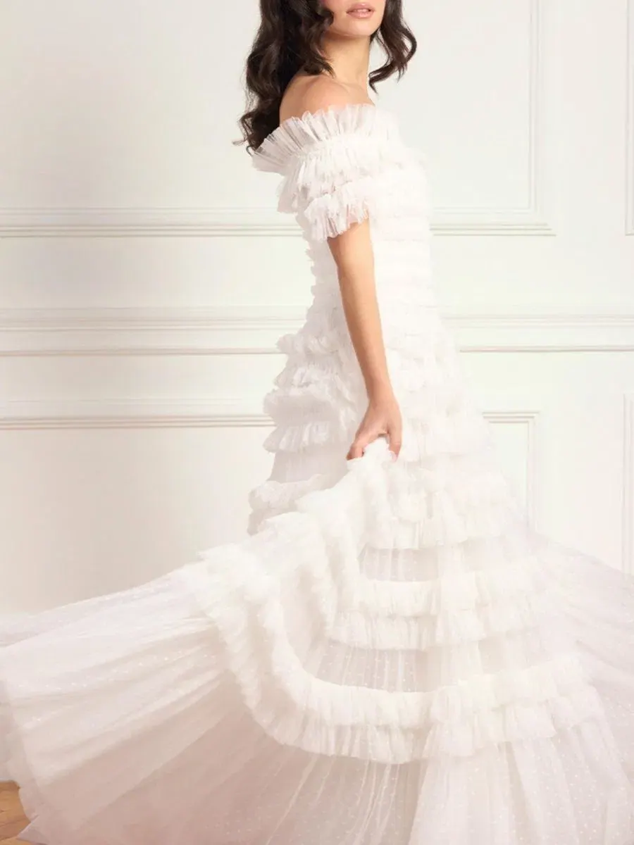 Вечернее платье с рюшами из тюля Lisette Ruffle Off Shoulder Gown Needle & Thread — изображение 4 из 5, белый