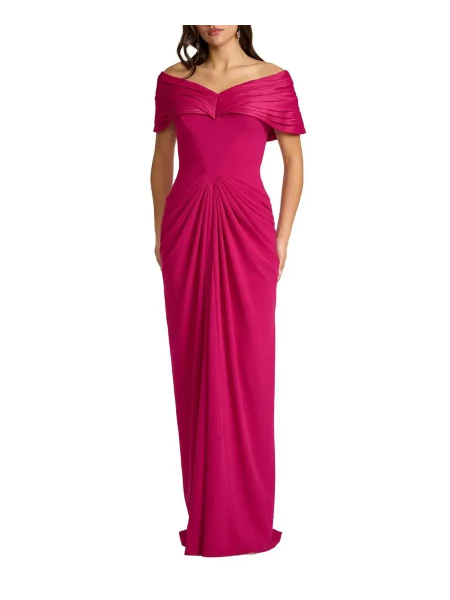 Вечернее платье с плиссированным воротником-портрет Seraphine Pleated Portrait Collar Gown Tadashi — изображение 4 из 11