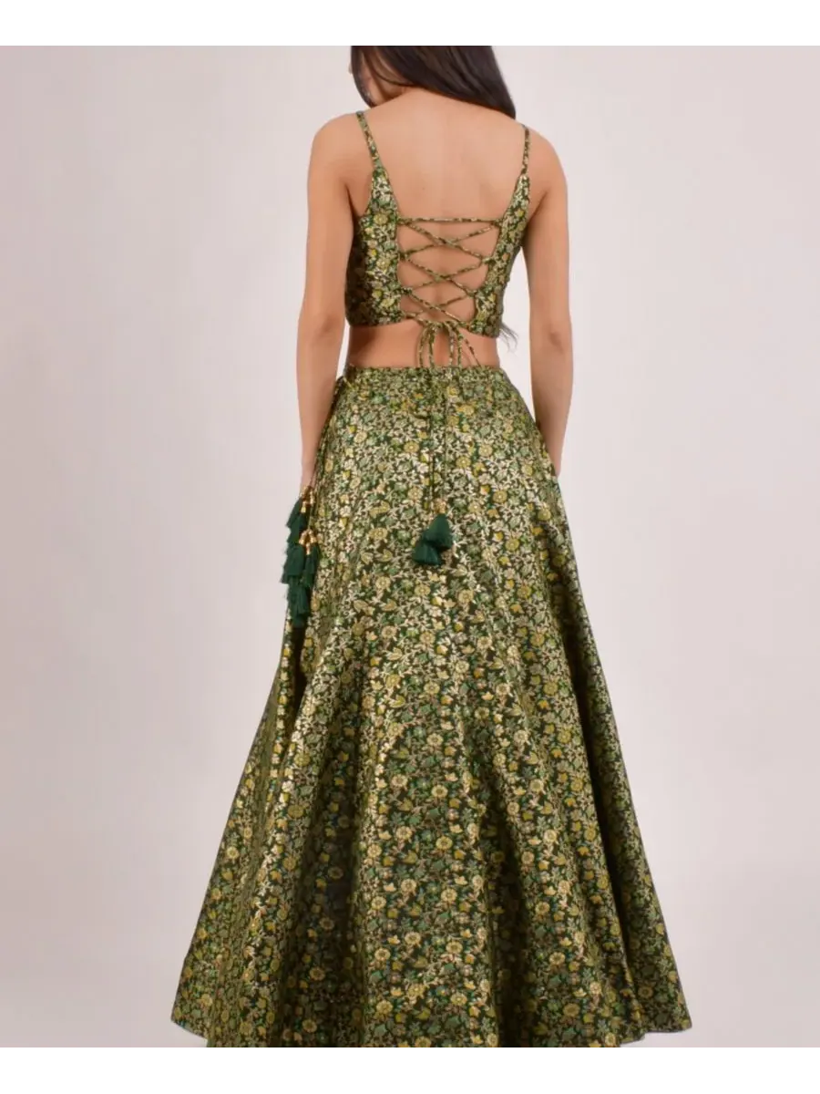 RAAS Женский насыщенный зеленый чоли Banarasi Lehenga — изображение 3 из 4
