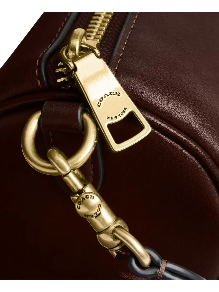 Кожаная сумка через плечо COACH Barrel Small — 6
