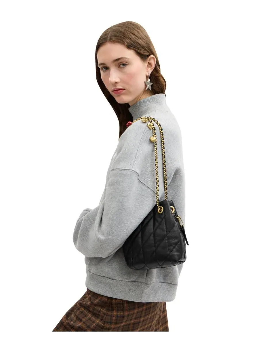 Кожаная сумка-кроссбоди с кулиской COACH — изображение 7 из 9, черный