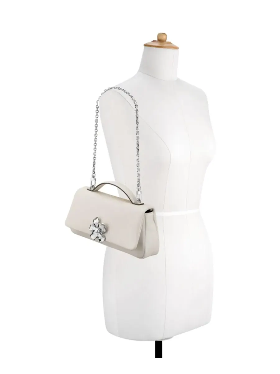 Женская сумка через плечо с клапаном и цепочкой Georgena Small Flap Clutch Shoulder Bag Nine West — изображение 2 из 5