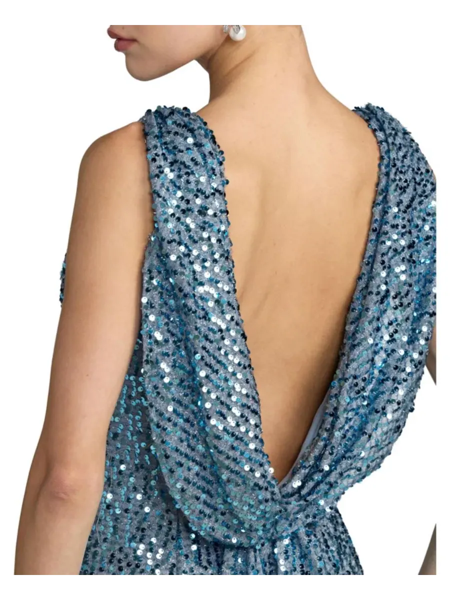Вечернее платье без рукавов с пайетками, модель Petite Sleeveless Sequin Cowl Back Evening Gown Mac — изображение 3 из 3