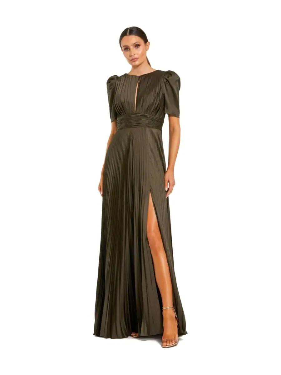 Вечернее платье с разрезом и ключицей, модель Charmeuse Keyhole Puff-Sleeve Evening Gown Mac Duggal