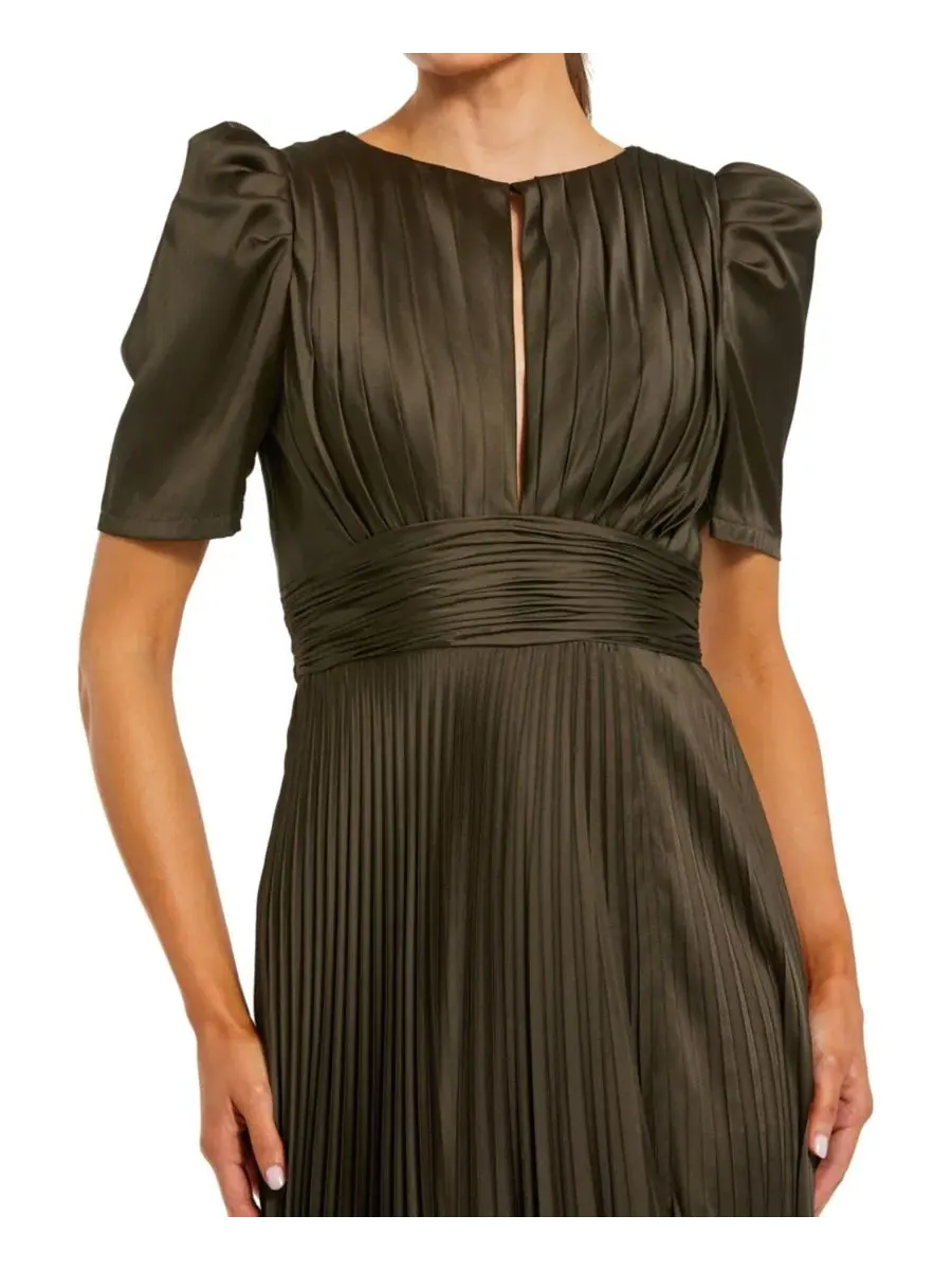 Вечернее платье с разрезом и ключицей, модель Charmeuse Keyhole Puff-Sleeve Evening Gown Mac Duggal — изображение 3 из 3