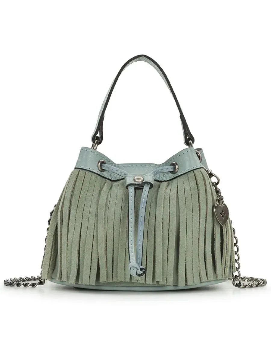 Мини-сумка через плечо из замши с шармом-сердцем Elisa Mini Suede Drawstring Crossbody Patricia Nash