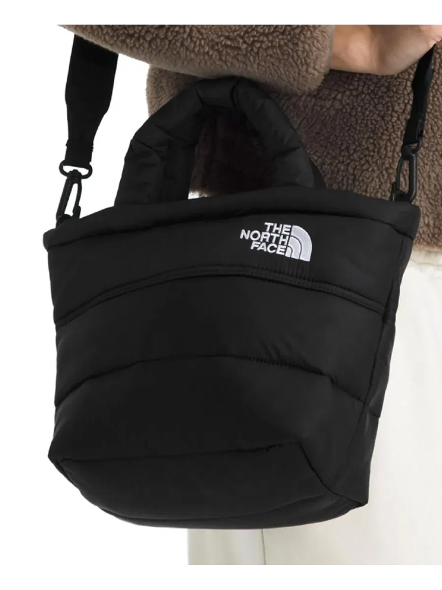Мини-сумка-тоут с плечевым ремнем Nuptse Mini The North Face — изображение 3 из 4, черный/белый