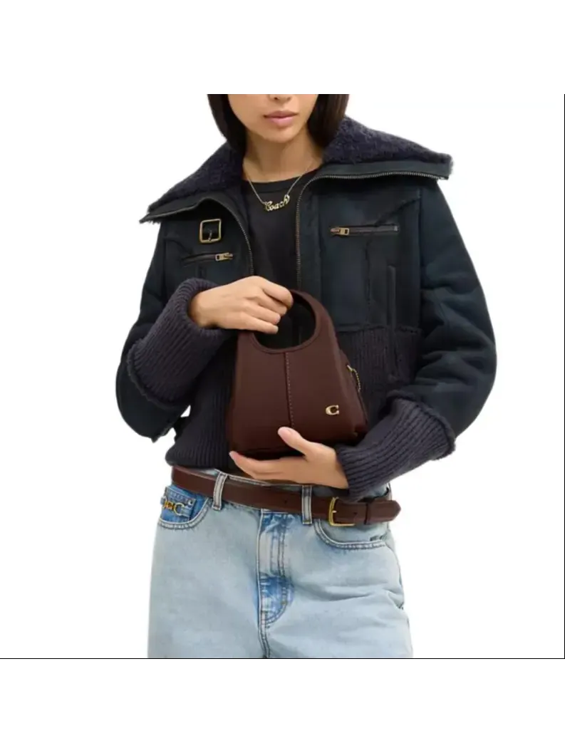 Сумка кроссбоди Coach Lana 19 — изображение 8 из 9