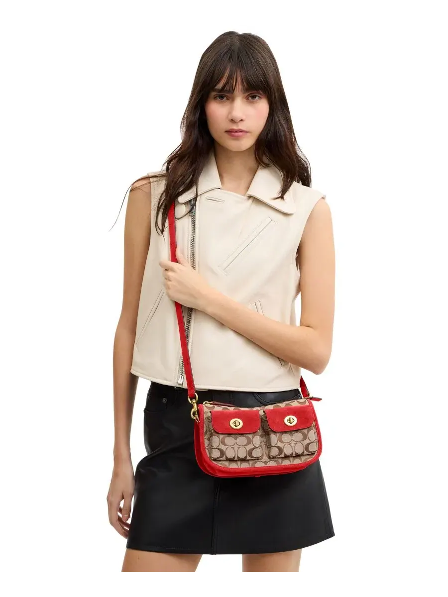 Сумка-шопер Waverly Small Signature Jacquard Twin Turnlock COACH, Brass Poppy Signature — изображение 11 из 12