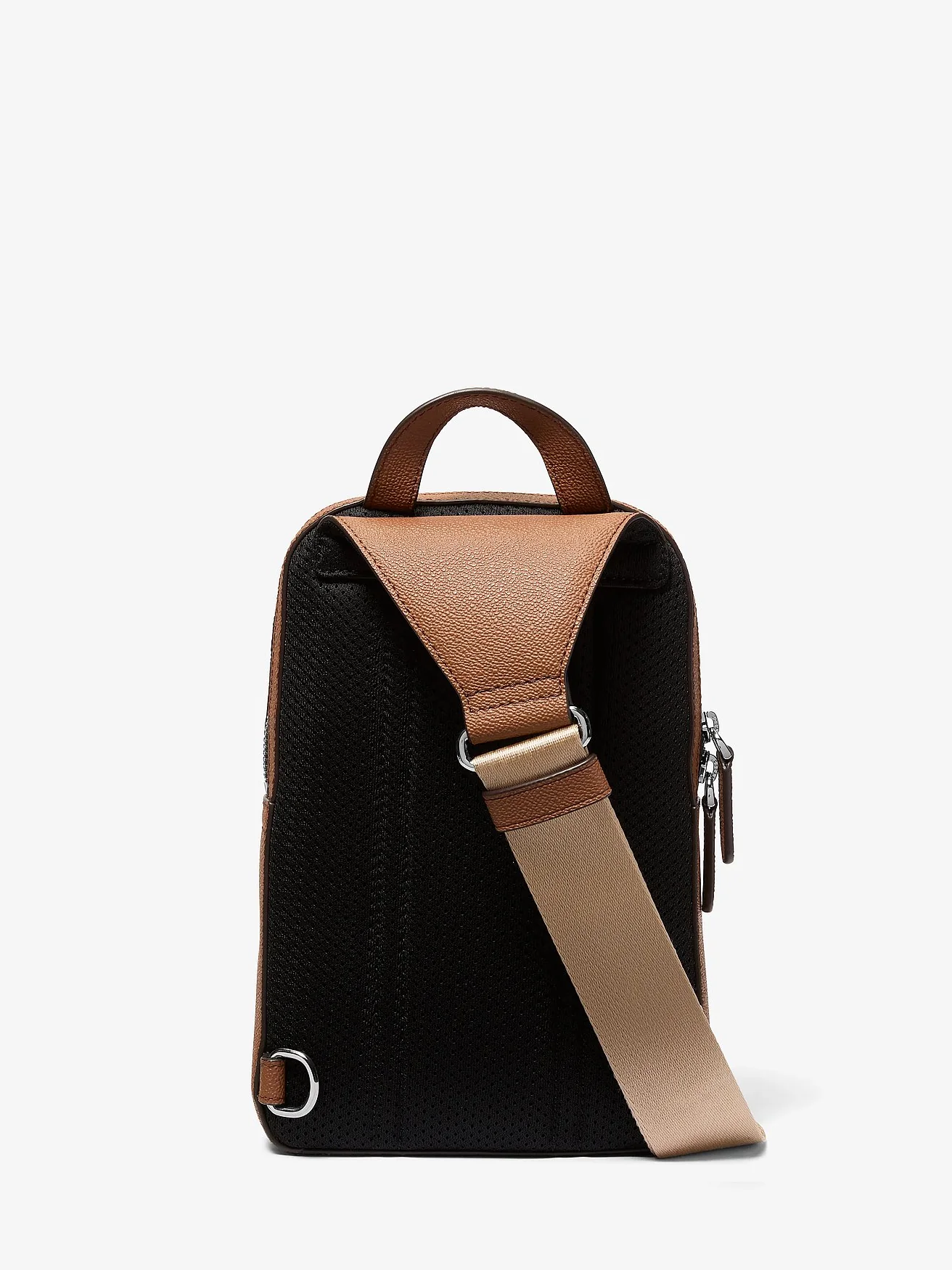 Сумка-слинг Michael Kors Hudson с фирменным принтом — 4