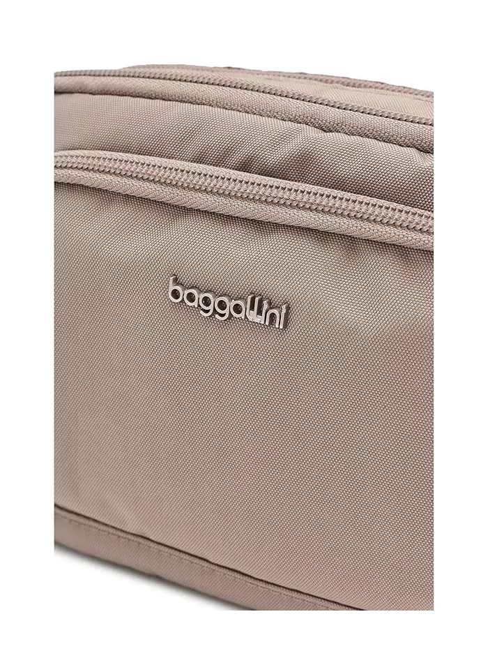 Сумка кросс-боди Trifecta с EMF-блокирующим карманом Baggallini — изображение 4 из 5, лунный камень