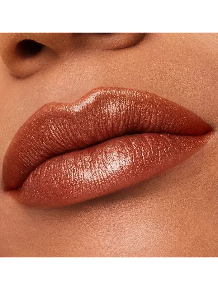 Блестящая губная помада Estée Lauder Pure Color, оттенок Hot Kiss — изображение 3 из 10