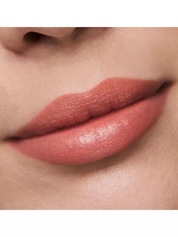 Блестящая губная помада Estée Lauder Pure Color, оттенок Hot Kiss — изображение 7 из 10