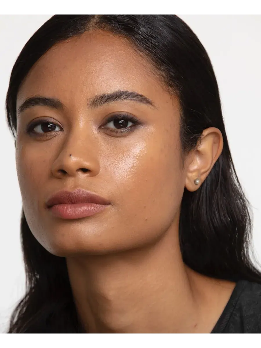Увлажняющий тонирующий крем Halo Healthy Glow с широким спектром защиты SPF 25 Smashbox — изображение 5 из 10