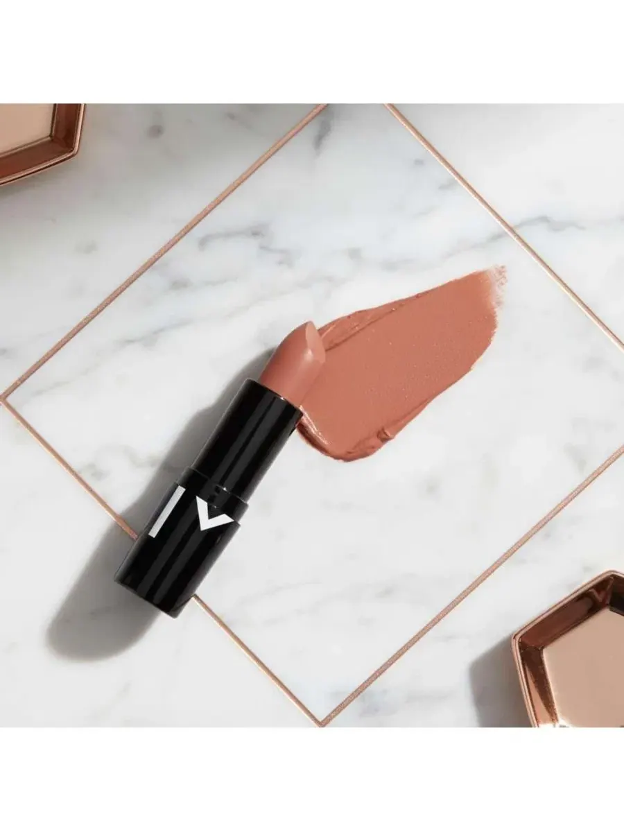 Помада с кокосовым маслом Coconut Cocktail Voodoo Makeup — изображение 3 из 3