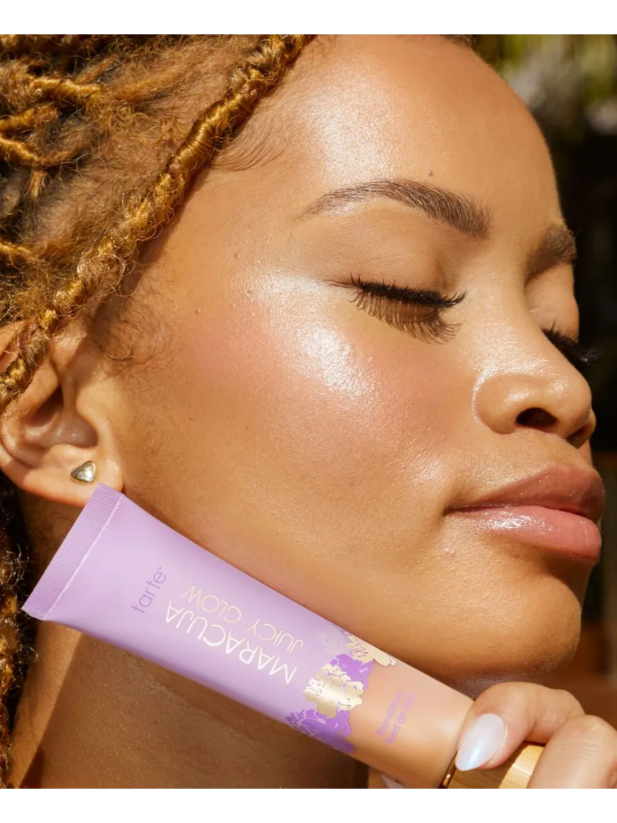 Тонирующий крем для лица Maracuja Juicy Glow Skin Tint Tarte, цвет 12n fair neutral — изображение 4 из 10