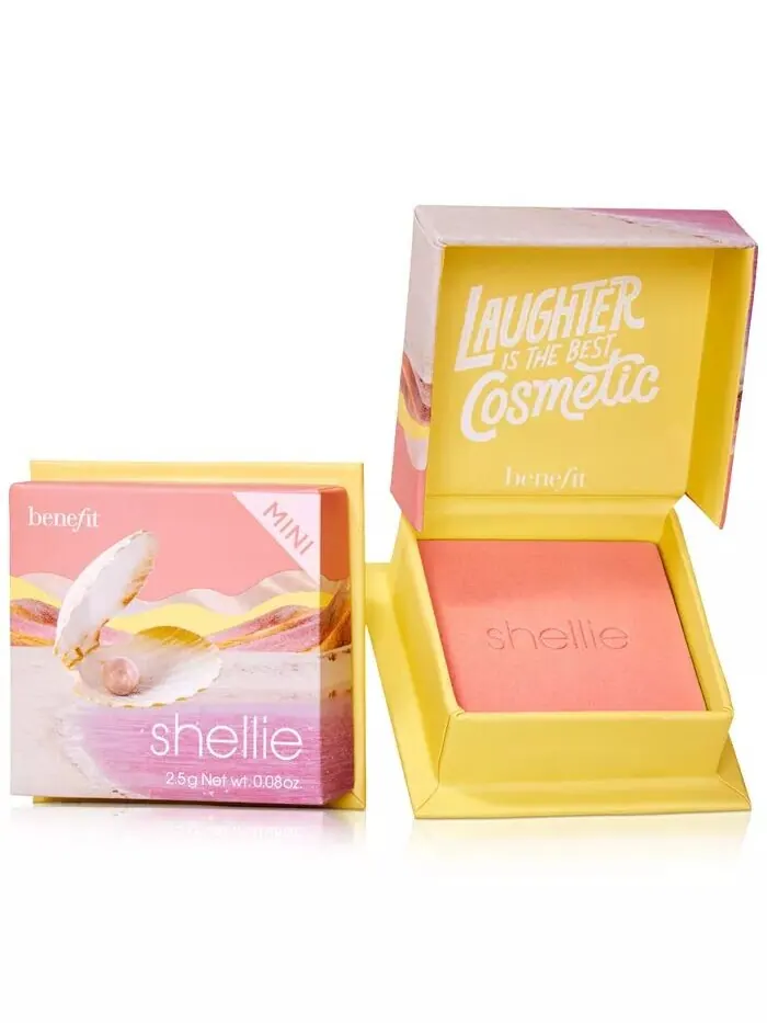 Мягкие шелковистые пудровые румяна WANDERful World Mini Benefit Cosmetics — розовый