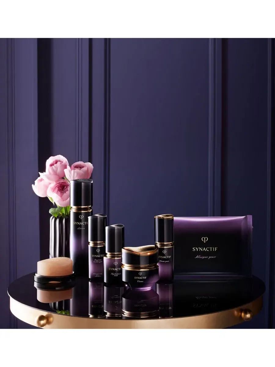 Clé de Peau Beauté Крем для глаз Synactif, 0,7 унции — изображение 4 из 5