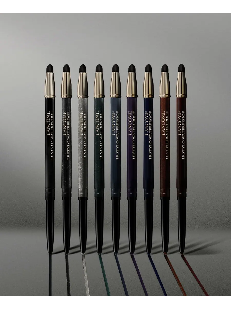 Водостойкая кремовая подводка для глаз Le Stylo Lancôme, цвет 06-ivy — изображение 6 из 8