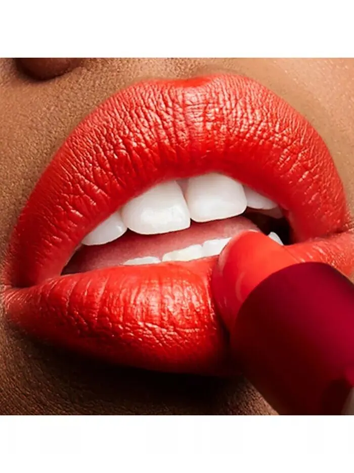 Губная помада Be Legendary Prime & Plush Smashbox — изображение 4 из 8