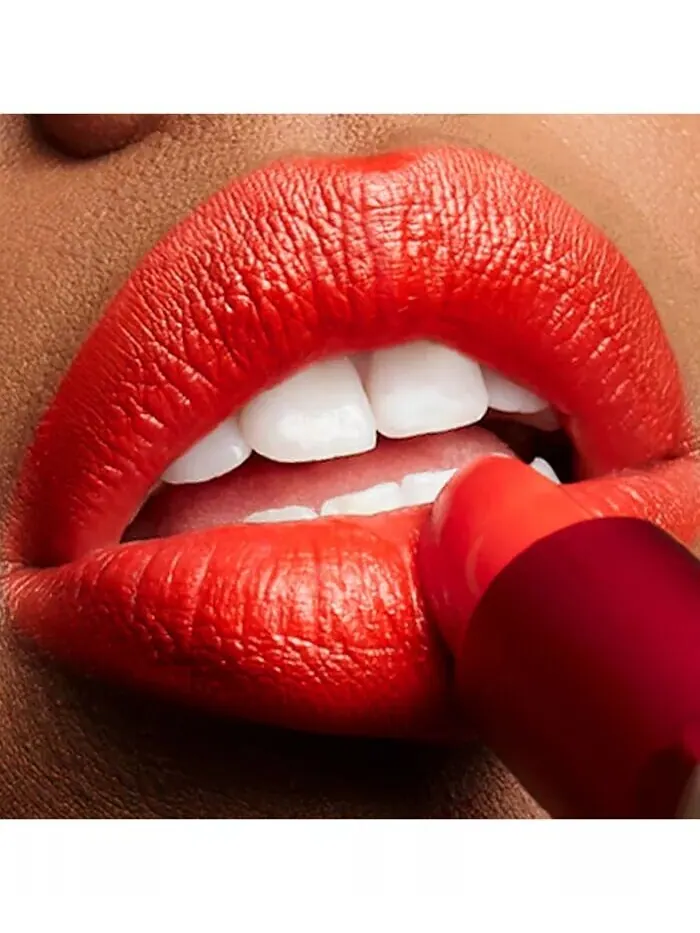 Губная помада Be Legendary Prime & Plush Smashbox — изображение 4 из 8