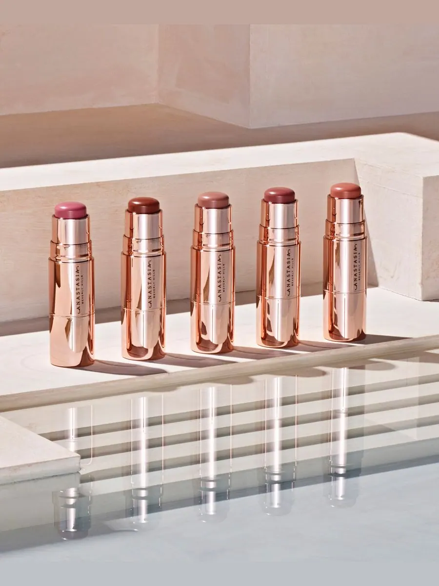 Румяна-стик Anastasia Beverly Hills — изображение 3 из 3