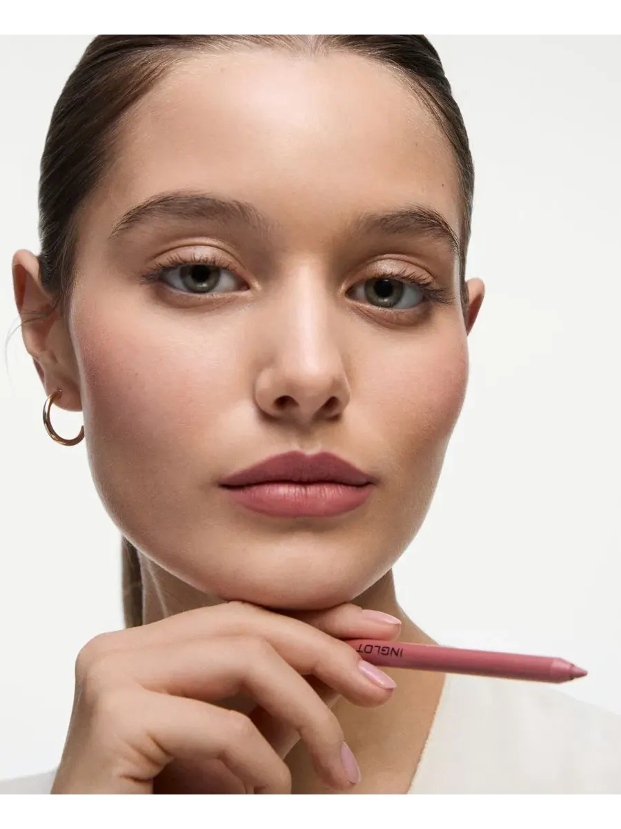 Карандаш для губ с кремовой текстурой, 1.2 г INGLOT — изображение 4 из 4