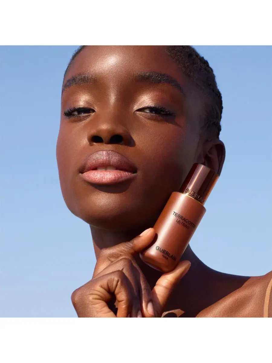 Терракотовая матовая основа Le Teint GUERLAIN — изображение 9 из 10