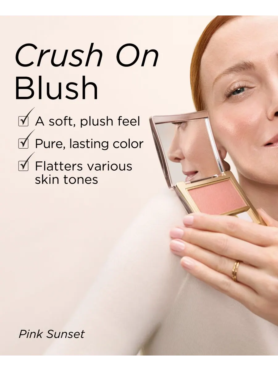 Пудровые румяна с мерцающим и матовым финишем Elizabeth Arden, цвет nearly nude 03 — изображение 3 из 10