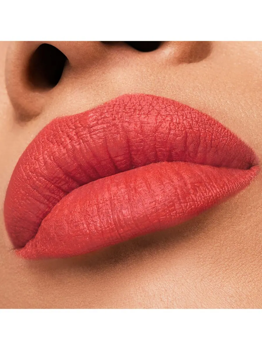 Стойкая матовая помада Estée Lauder Pure Color, оттенок Visionary — изображение 3 из 10