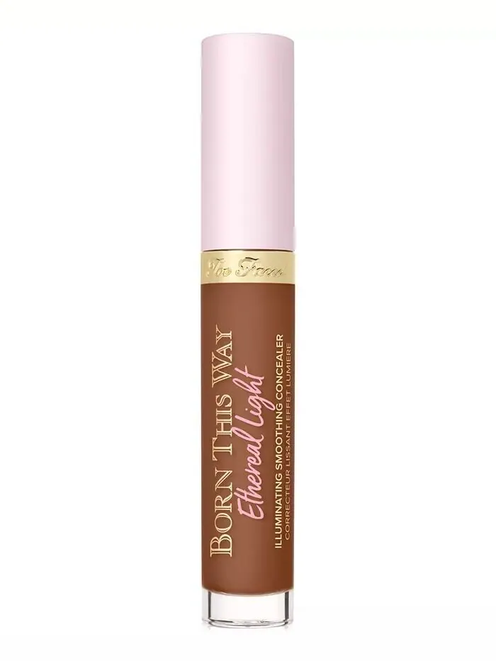 Born This Way Ethereal Light Осветляющий разглаживающий консилер Too Faced