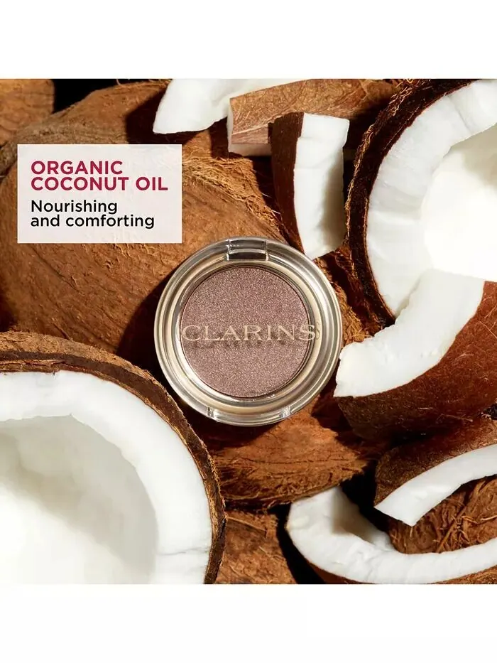 Высокопигментированные и стойкие к сминанию тени для век Ombre Skin Clarins — изображение 5 из 5