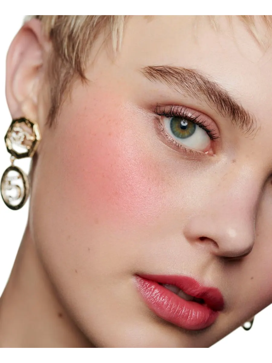 Усиливает цвет - Питает - Придает объем CHANEL — изображение 9 из 10