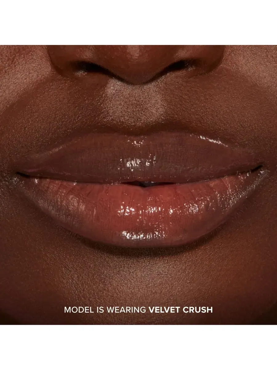 Увеличение губ с помощью инъекций для экстремального эффекта Clicks Too Faced, Velvet Crush — изображение 5 из 8