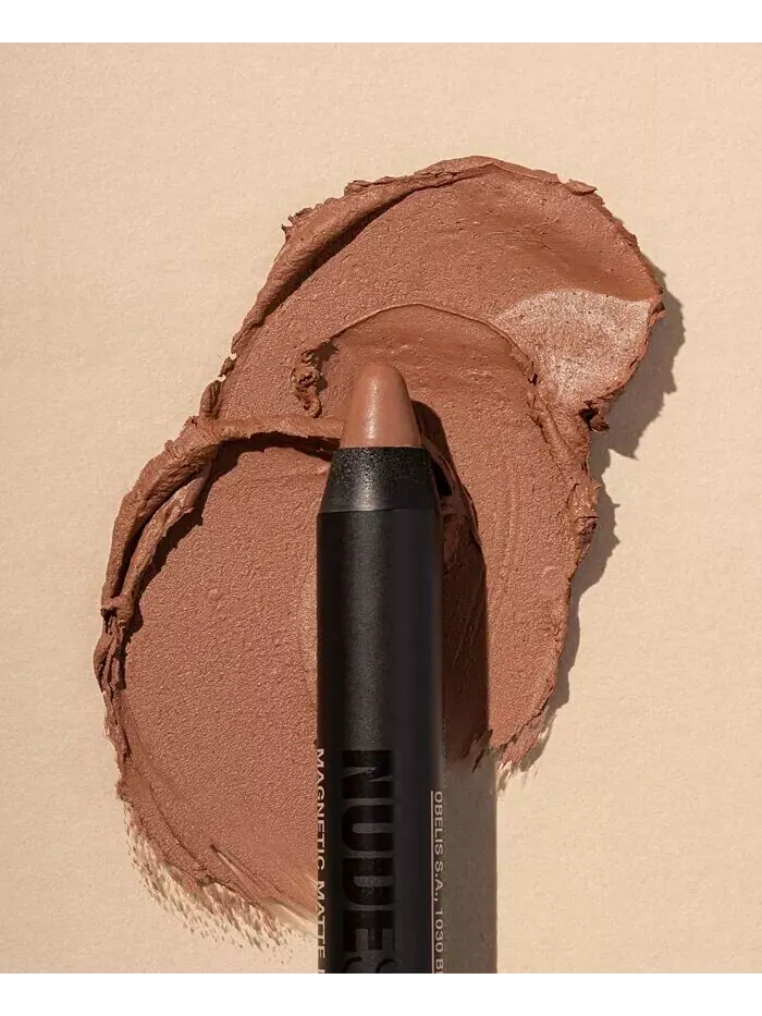 Магнитный матовый цвет губ Nudestix — изображение 5 из 10