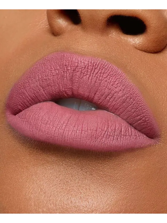 Магнитный матовый цвет губ Nudestix — изображение 7 из 9