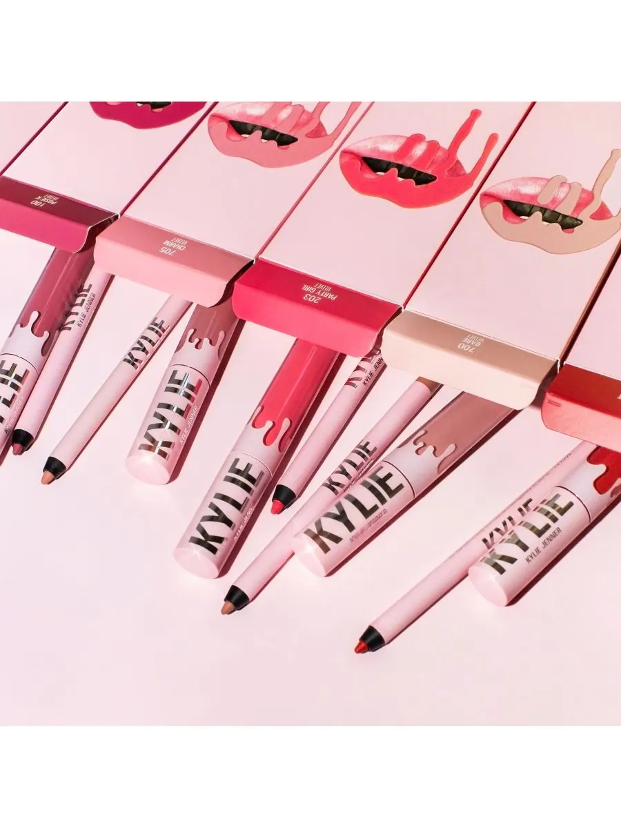 Набор из 2 бархатных помад Kylie Cosmetics — изображение 9 из 10