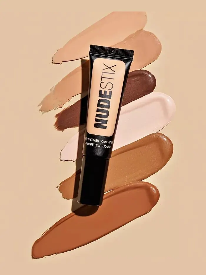 Тональная основа Tinted Cover, 0,68 унции Nudestix, цвет NUDE 3 (light neutral) — изображение 9 из 10