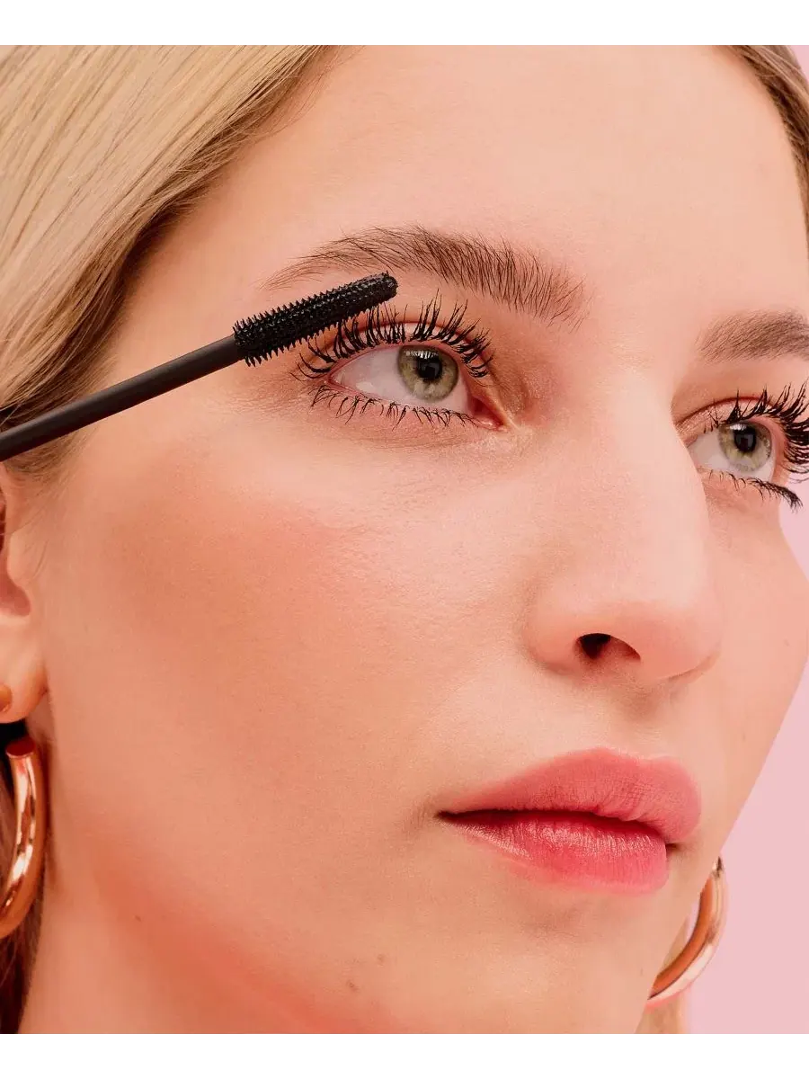 Тушь для ресниц с эффектом объема BADgal BANG! Benefit Cosmetics, Black, 4 гр — изображение 3 из 9